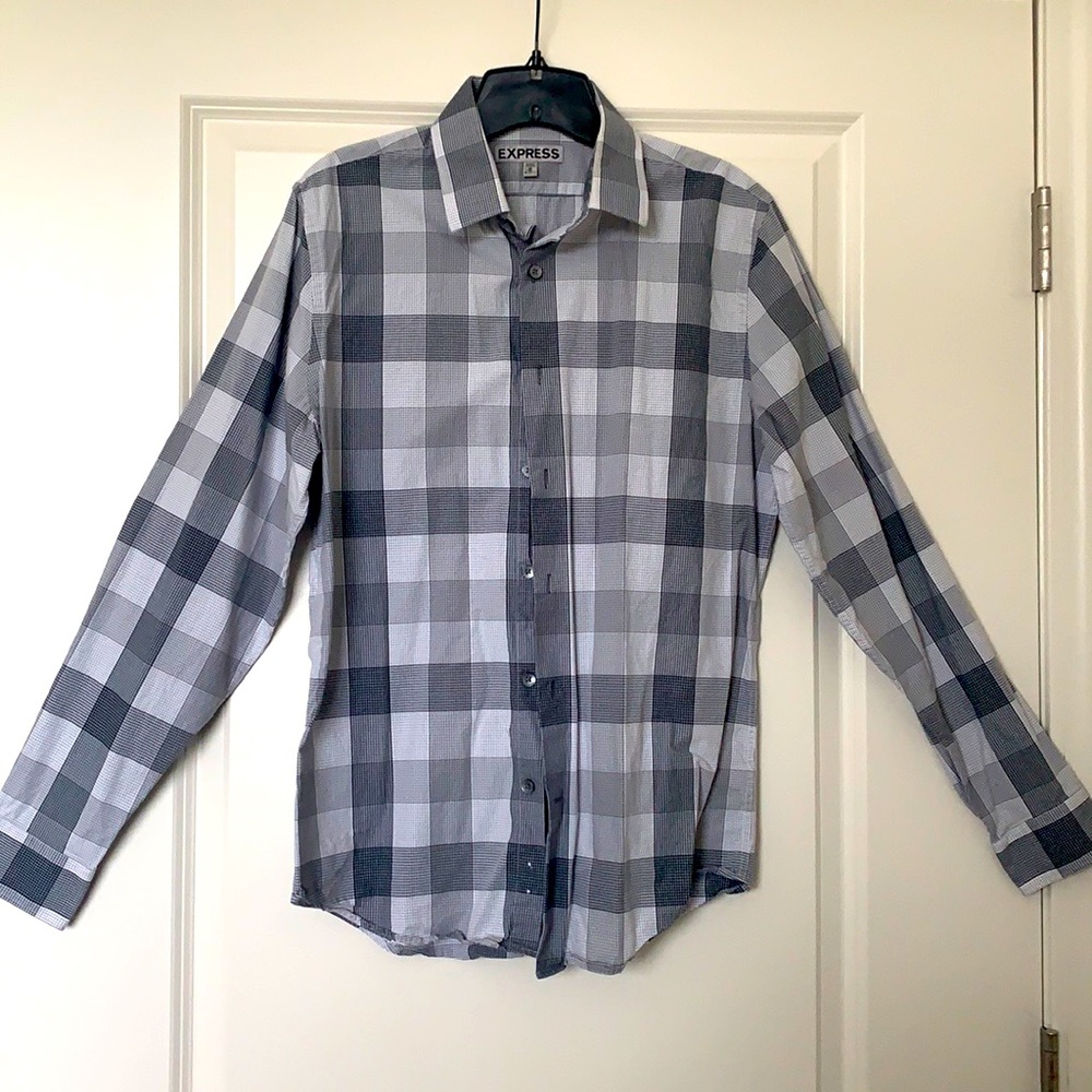 Express button down - Picture 1 of 2